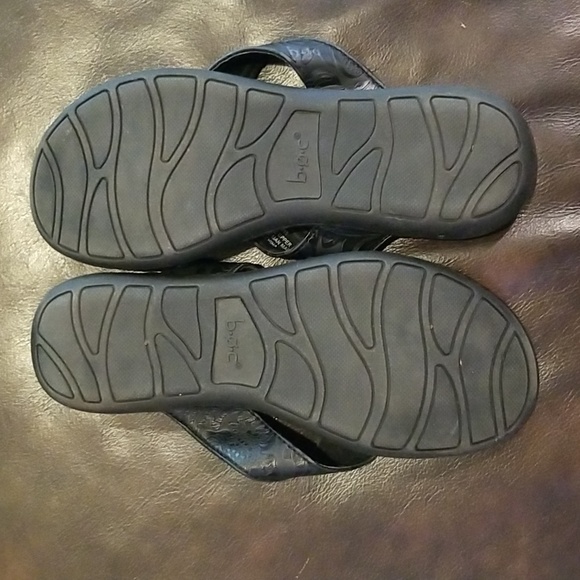 b.o.c thong  sandals in excellent condition. - Picture 2 of 3